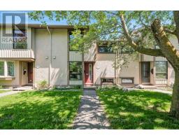 2113 STONEHENGE CRESCENT, Ottawa, Ontario
