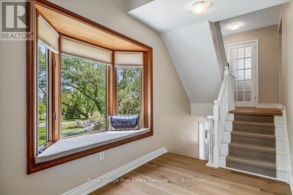 2254 Marine Drive, Oakville, Ontario  L6L 1C1 - Photo 10 - W13230366