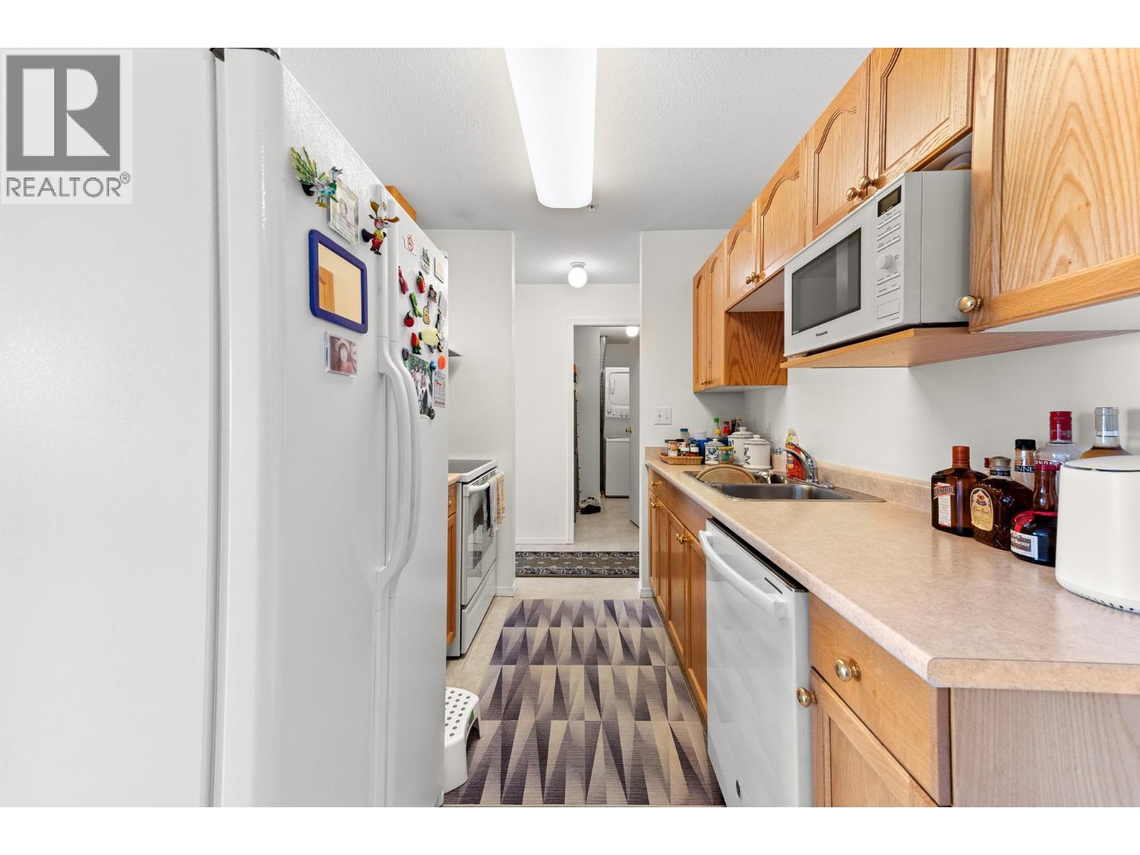 914 Vancouver Street Unit# 204, Creston, British Columbia V0B 1G4 - Photo 3 - 10389517