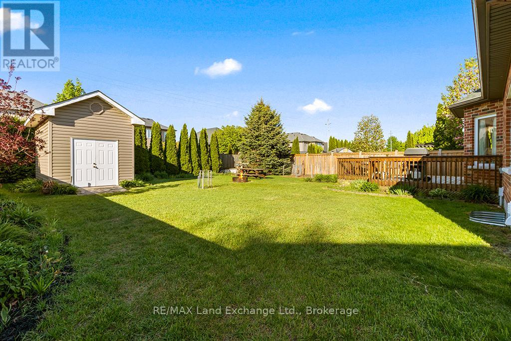 251 Sandy Acres Road, Saugeen Shores, Ontario  N0H 2C2 - Photo 35 - X13230438