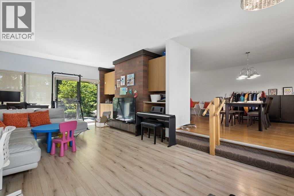 406 Greensboro Place, Vancouver, British Columbia  V5X 4M4 - Photo 4 - R3130664