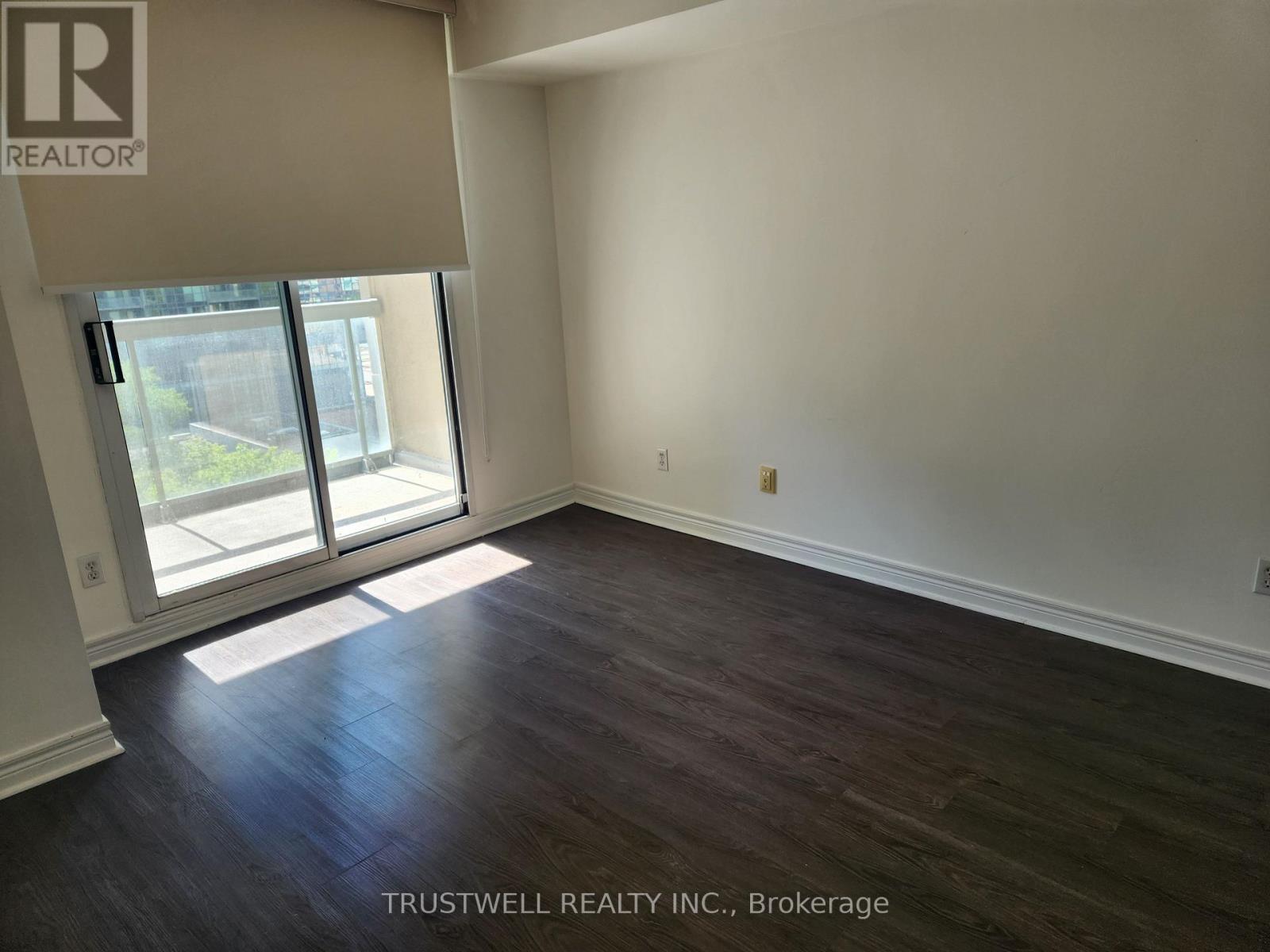 1015 - 28 Empress Avenue, Toronto, Ontario  M2N 6Z7 - Photo 3 - C13224526
