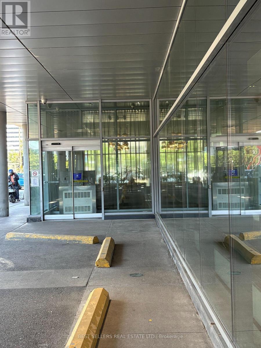 1001 - 4000 Spadina Avenue, Toronto, Ontario  M5V 3Y9 - Photo 17 - C13227984