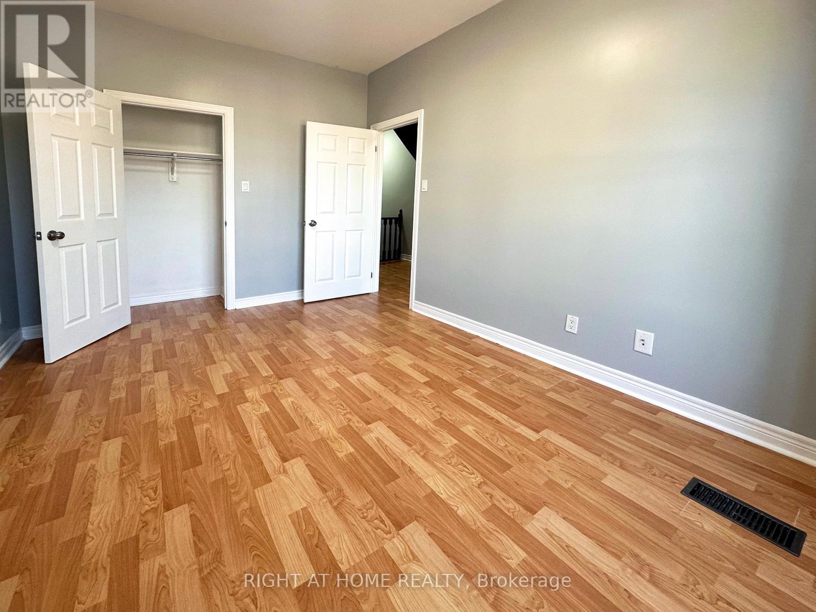 Upper - 123 Lindsey Avenue, Toronto, Ontario  M6H 1E5 - Photo 5 - C13230176