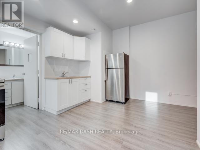 105 - 661 Huron Street, Toronto, Ontario  M5R 2R8 - Photo 3 - C13230274