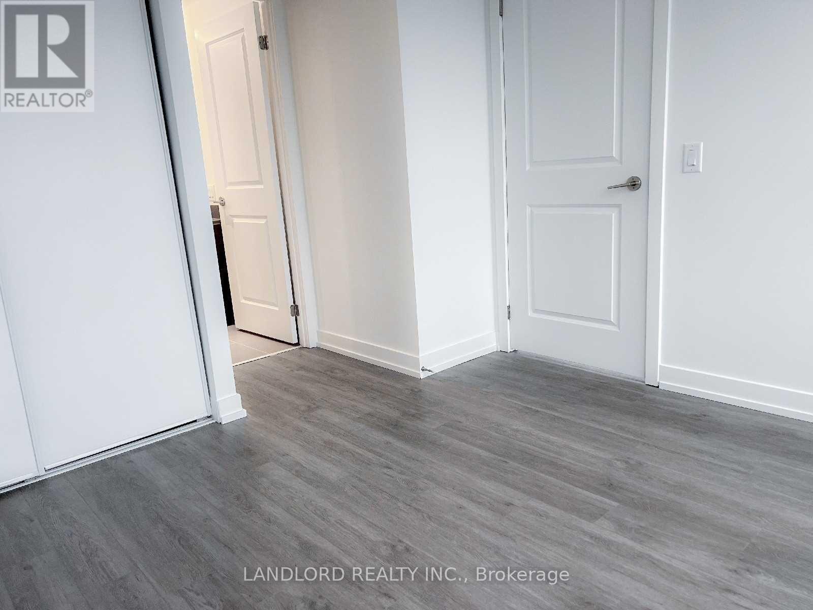 2305 - 395 Bloor Street E, Toronto, Ontario  M4W 0B4 - Photo 8 - C13230278