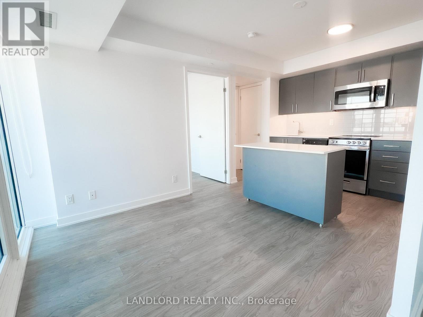 322 - 38 MONTE KWINTER COURT, Toronto, Ontario