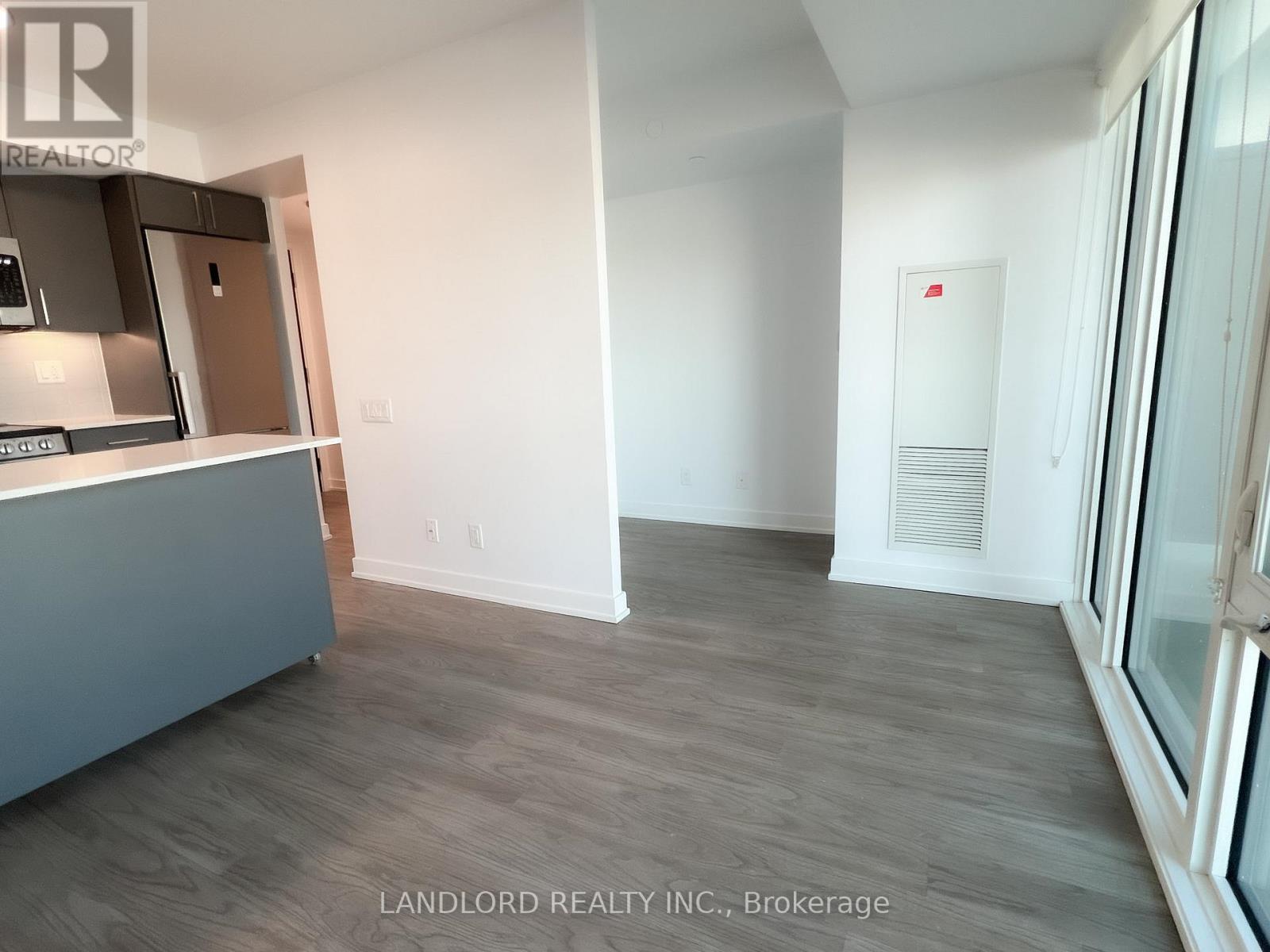 322 - 38 Monte Kwinter Court, Toronto, Ontario  M3H 0E2 - Photo 5 - C13230290