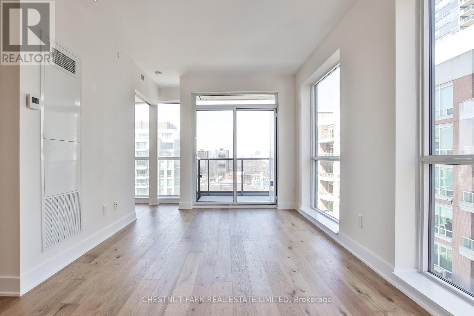 1606 - 88 Cumberland Street, Toronto, Ontario  M5R 1A3 - Photo 11 - C13230458