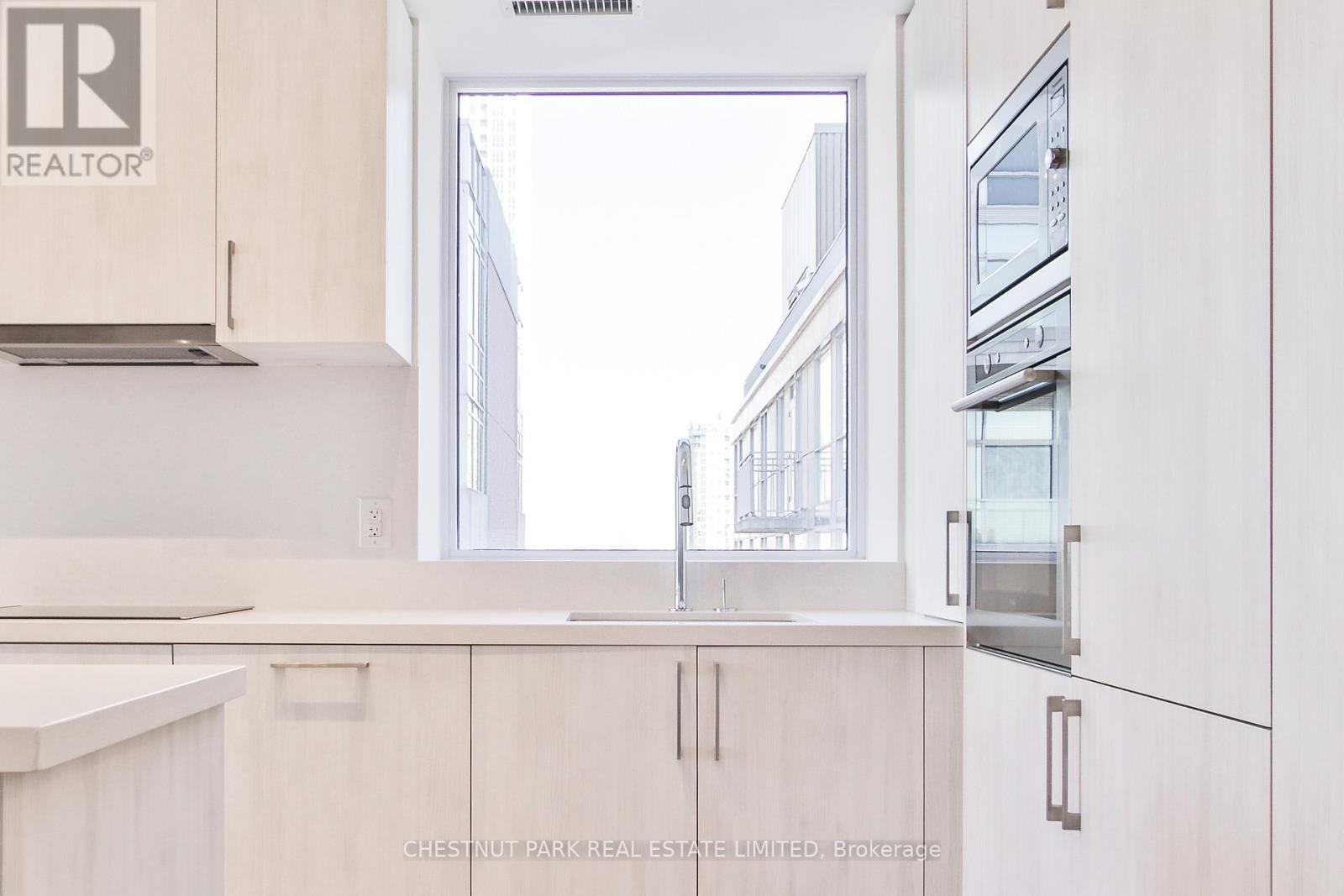 1606 - 88 Cumberland Street, Toronto, Ontario  M5R 1A3 - Photo 19 - C13230458