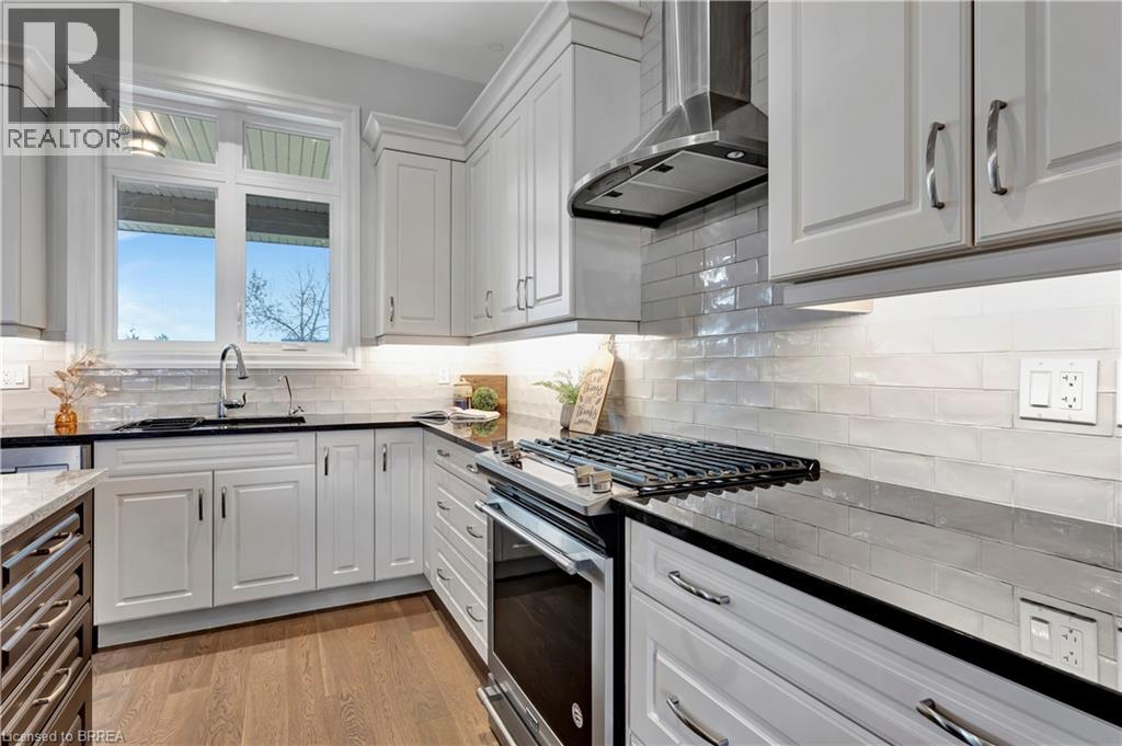 193 King Edward Street, Paris, Ontario  N3L 4G4 - Photo 12 - 40833506