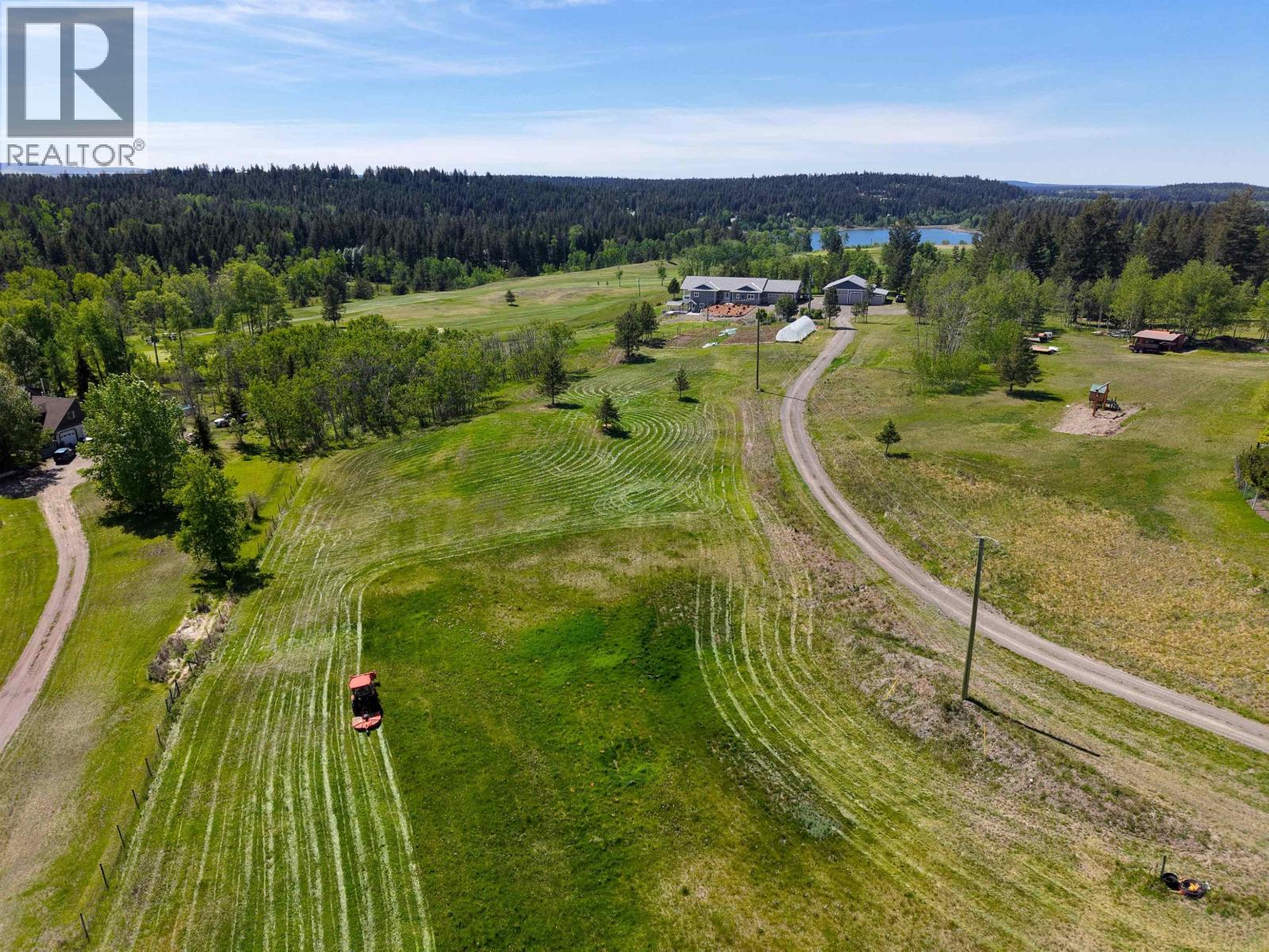 4898 Telqua Drive, 108 Mile Ranch, British Columbia  V0K 2Z0 - Photo 35 - R3118114