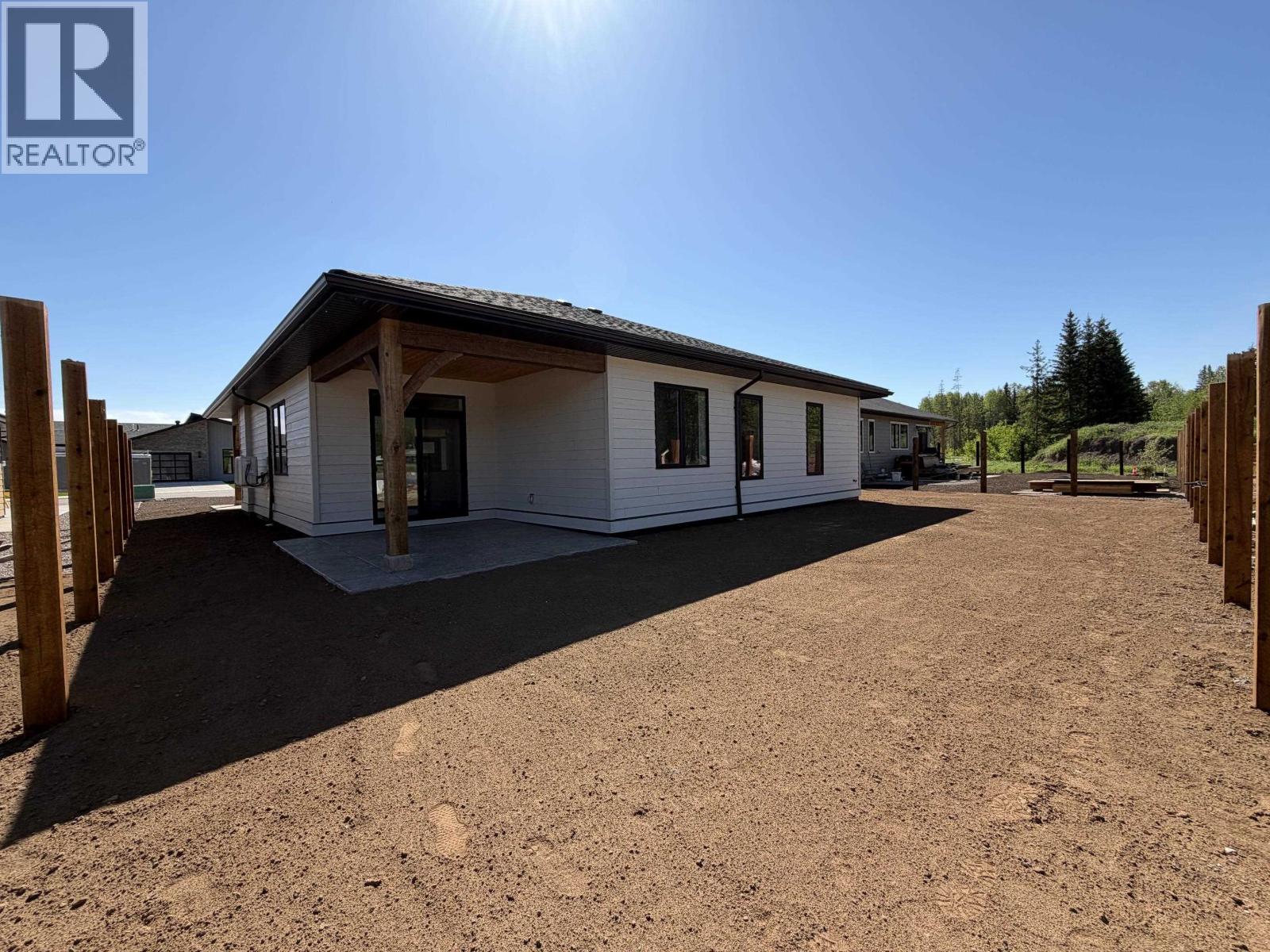 1045 Parkside Avenue, Smithers, British Columbia  V0J 2N0 - Photo 30 - R3091039
