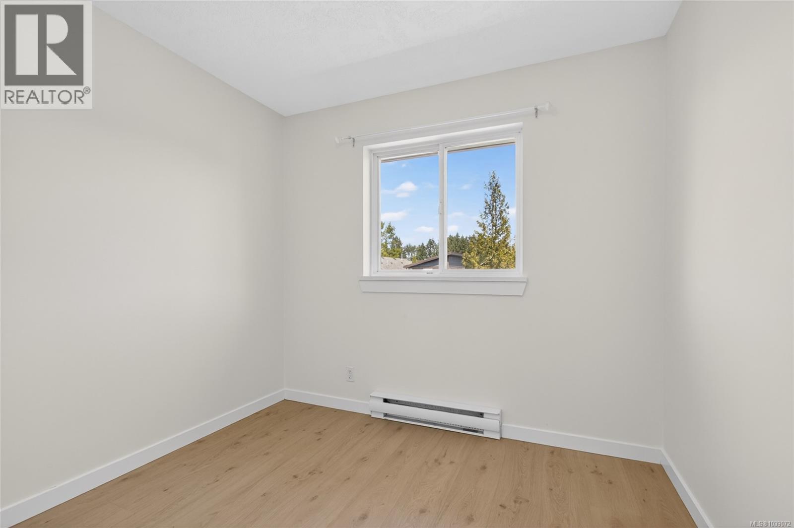 3302 Ninth St, Cumberland, British Columbia  V0R 1S0 - Photo 18 - 1039072