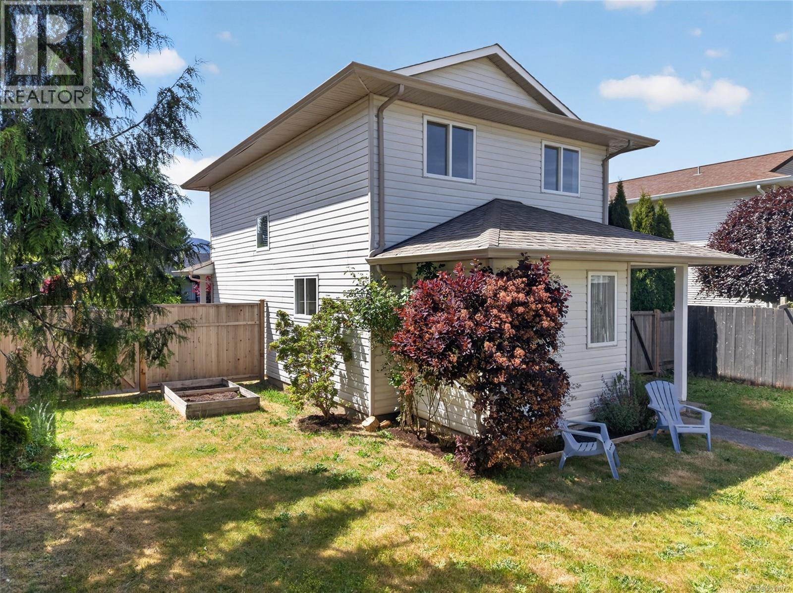 3302 Ninth St, Cumberland, British Columbia  V0R 1S0 - Photo 21 - 1039072
