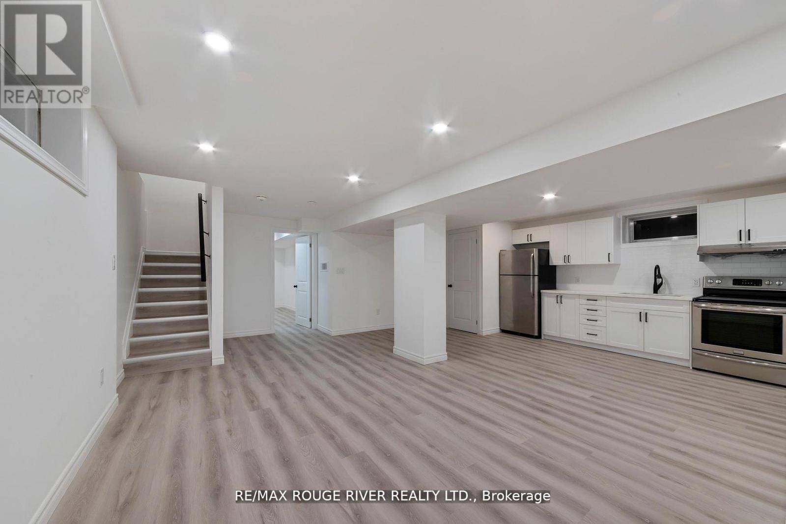 222 B HIBBERT AVENUE, Oshawa, Ontario