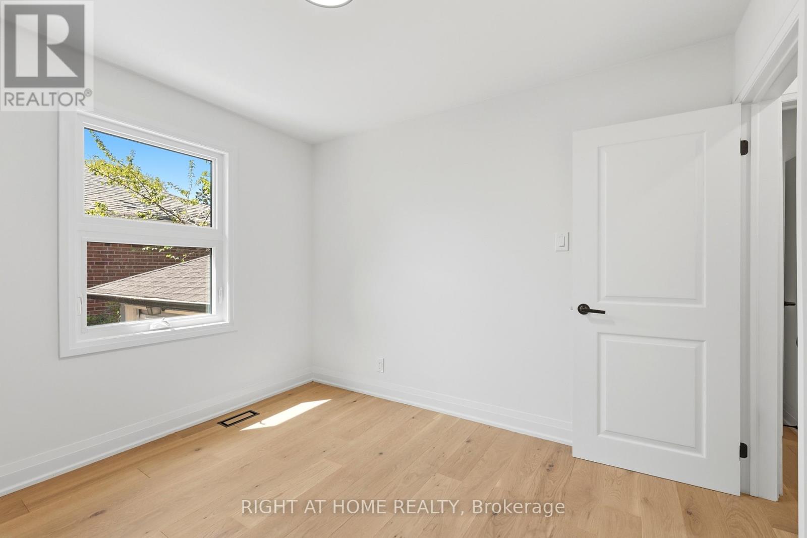 36 Vauxhall Drive, Toronto, Ontario  M1P 1P7 - Photo 24 - E13230404