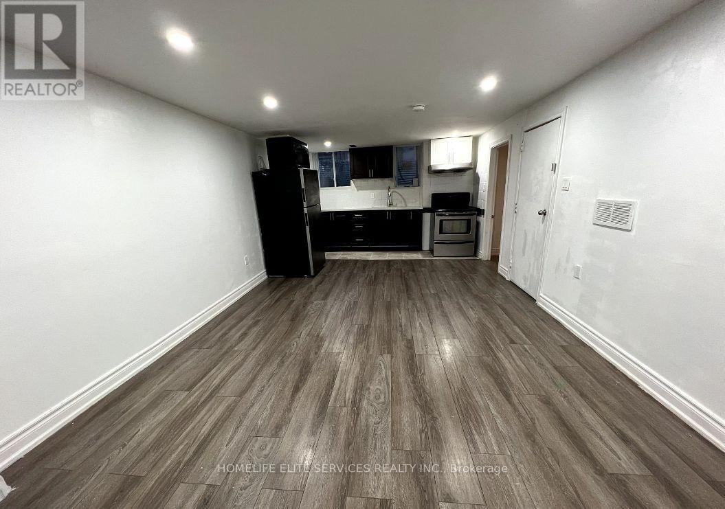 29 Brightly Drive, Ajax, Ontario  L1T 1S5 - Photo 4 - E13230428