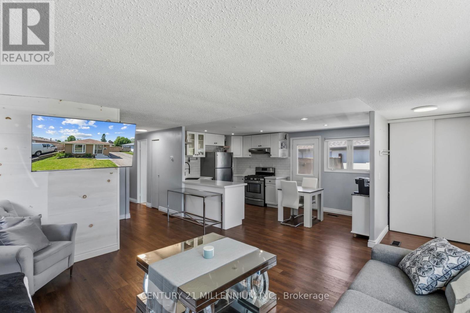 796 Grandview Drive, Oshawa, Ontario  L1H 7W7 - Photo 8 - E13230452