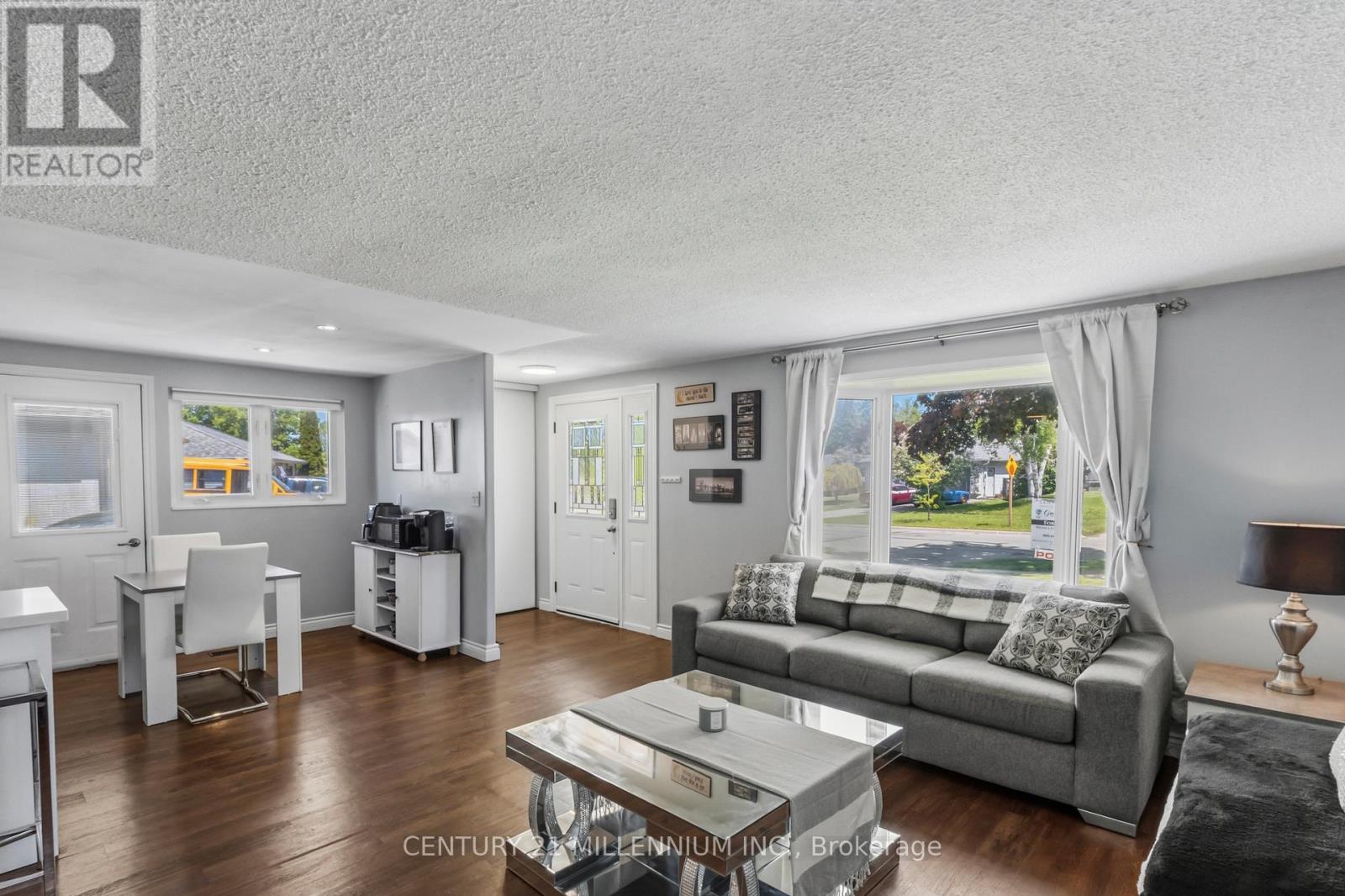 796 Grandview Drive, Oshawa, Ontario  L1H 7W7 - Photo 9 - E13230452