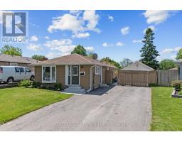 796 GRANDVIEW DRIVE, Oshawa, Ontario