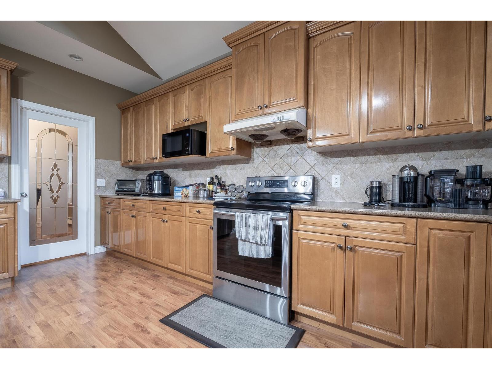 15075 66a Avenue, Surrey, British Columbia  V3S 2A4 - Photo 10 - R3129707