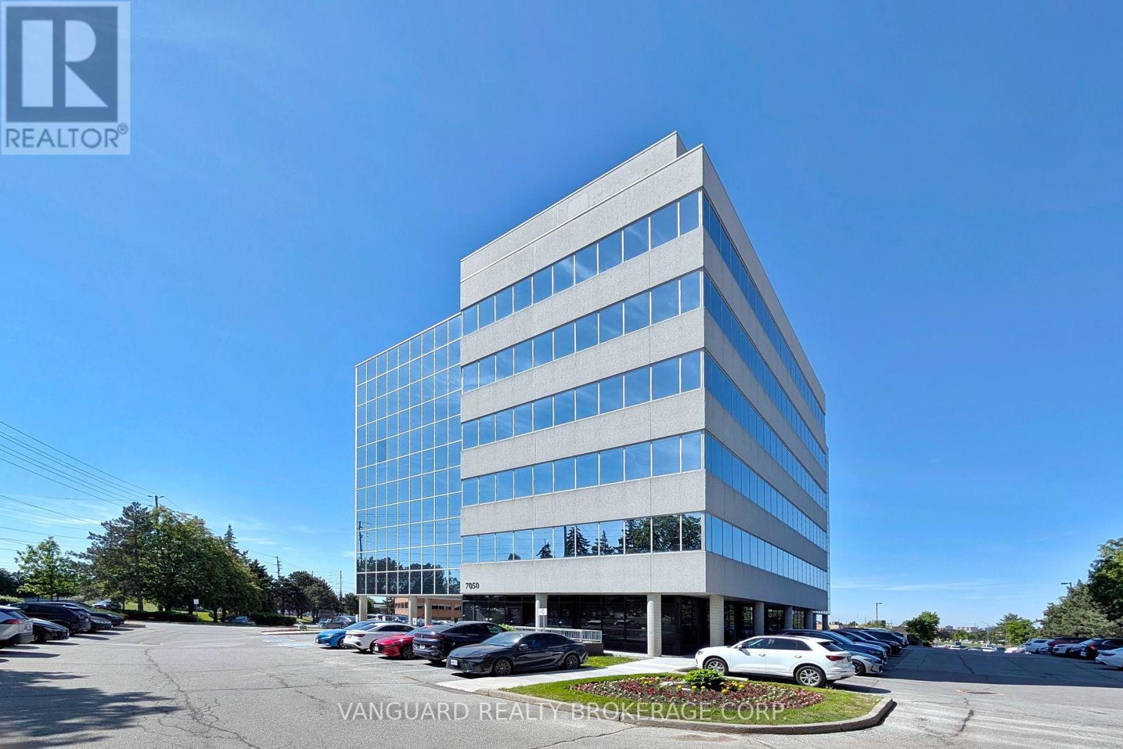 240 - 7050 Weston Road, Vaughan, Ontario  L4L 8G7 - Photo 2 - N13230164