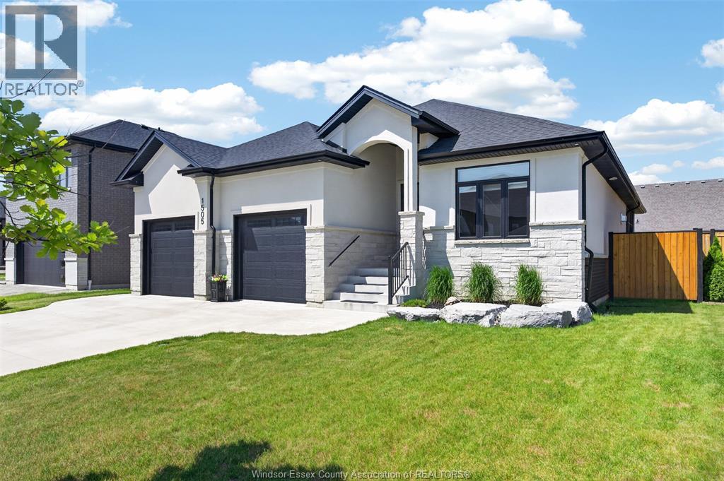 1505 CLEARWATER, Windsor, Ontario