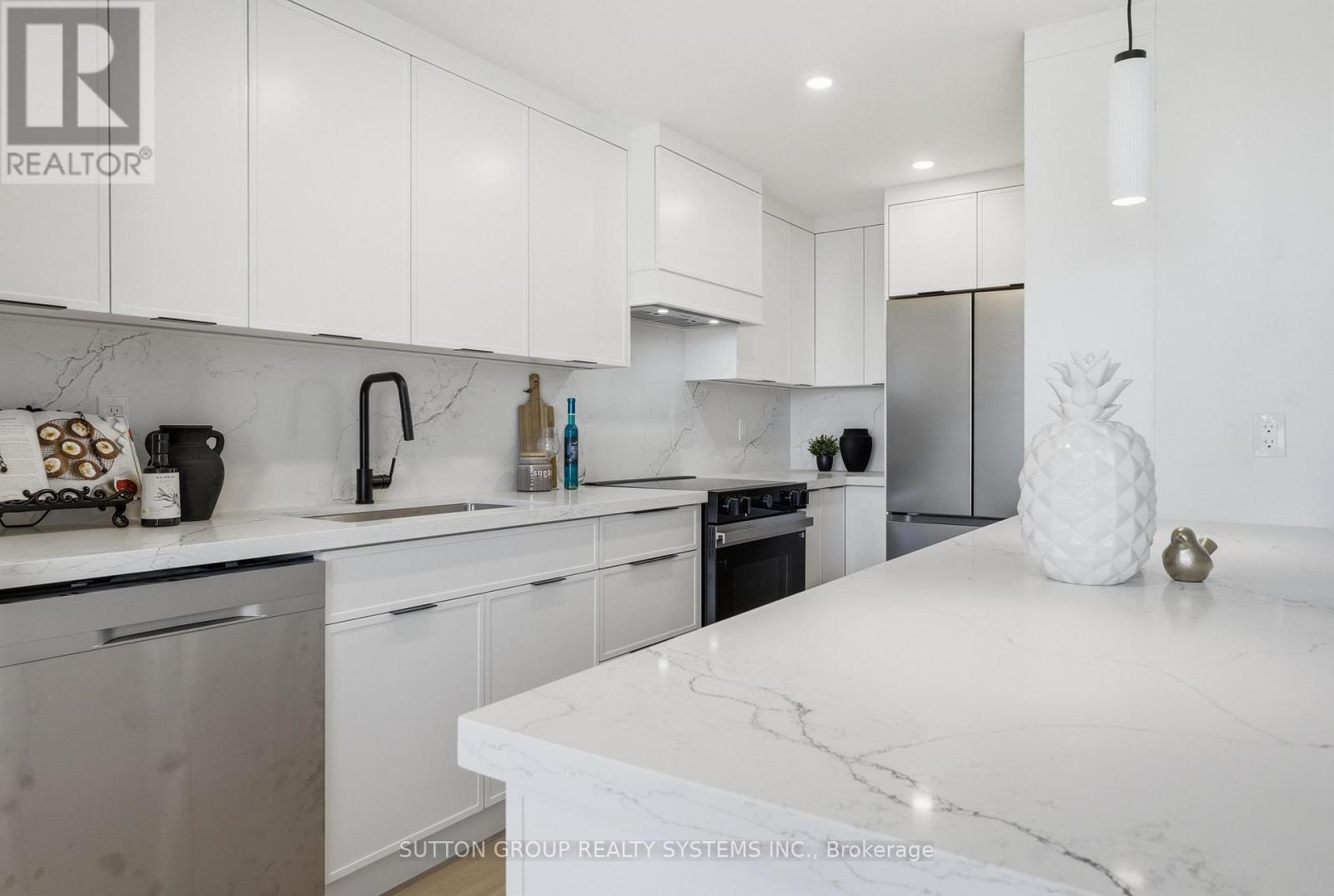 911 - 45 Southport Street, Toronto, Ontario  M6S 3N5 - Photo 11 - W13226454
