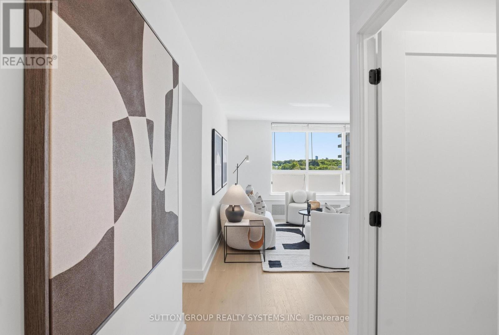 911 - 45 Southport Street, Toronto, Ontario  M6S 3N5 - Photo 2 - W13226454
