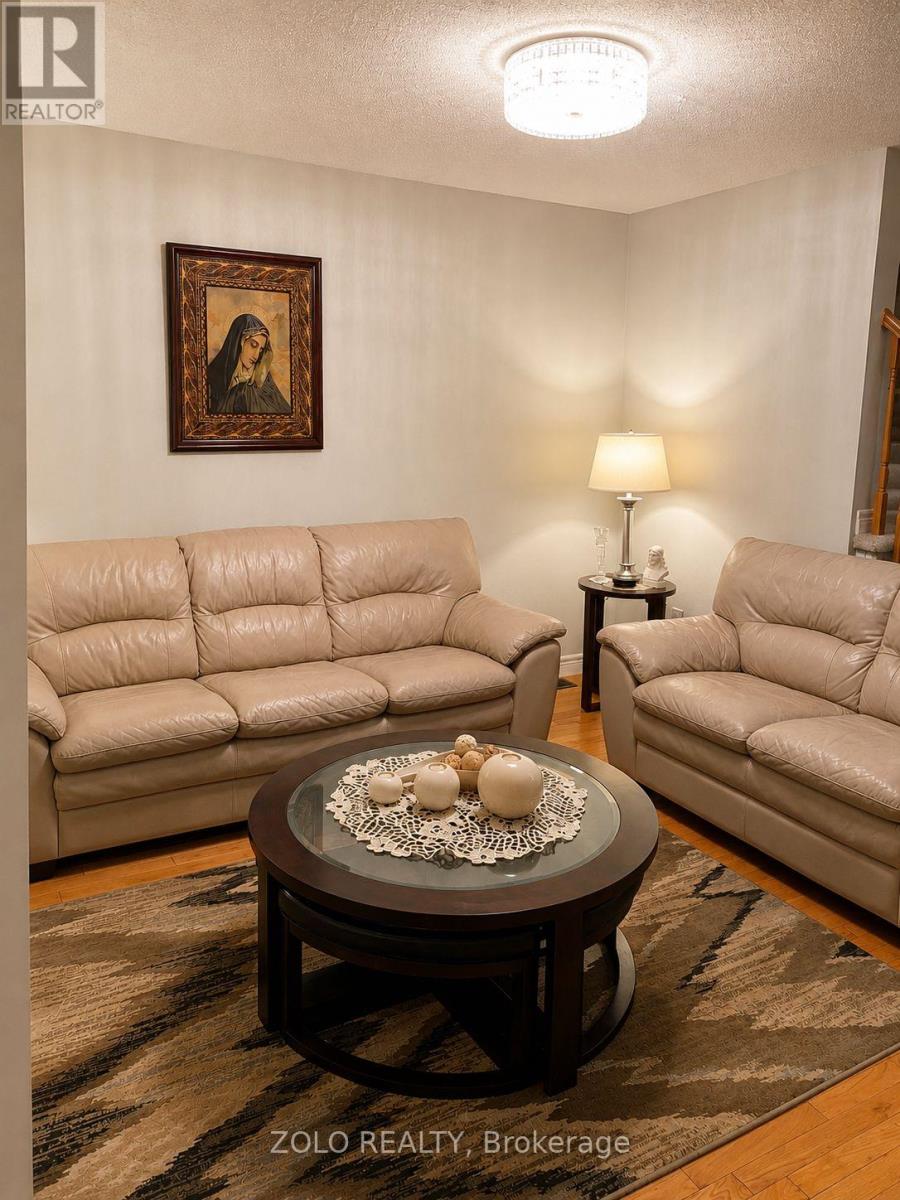 32 - 2280 Baronwood Drive, Oakville, Ontario  L6M 4Z5 - Photo 6 - W13230194