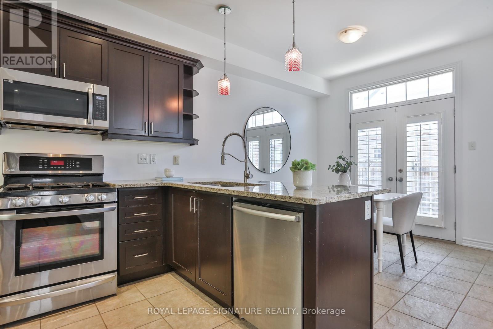641 Murray Meadows Place, Milton, Ontario  L9T 8L7 - Photo 18 - W13230232