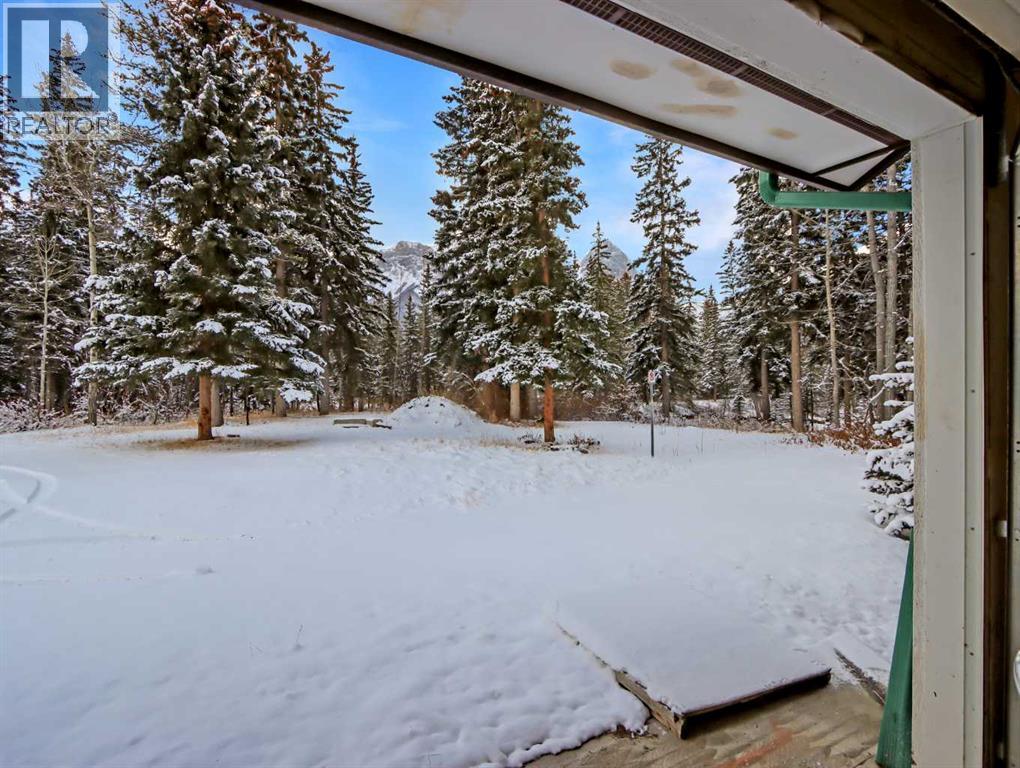 813 13th Street, Canmore, Alberta  T1W 1W5 - Photo 24 - A2316657