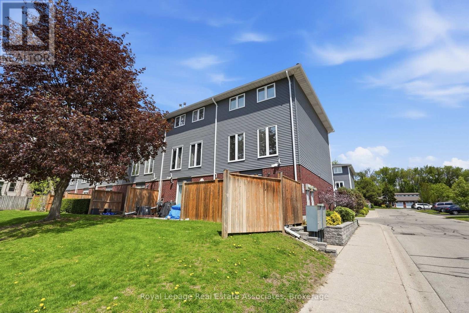 50a Harris Avenue, Brantford, Ontario  N3R 2E9 - Photo 37 - X13230234