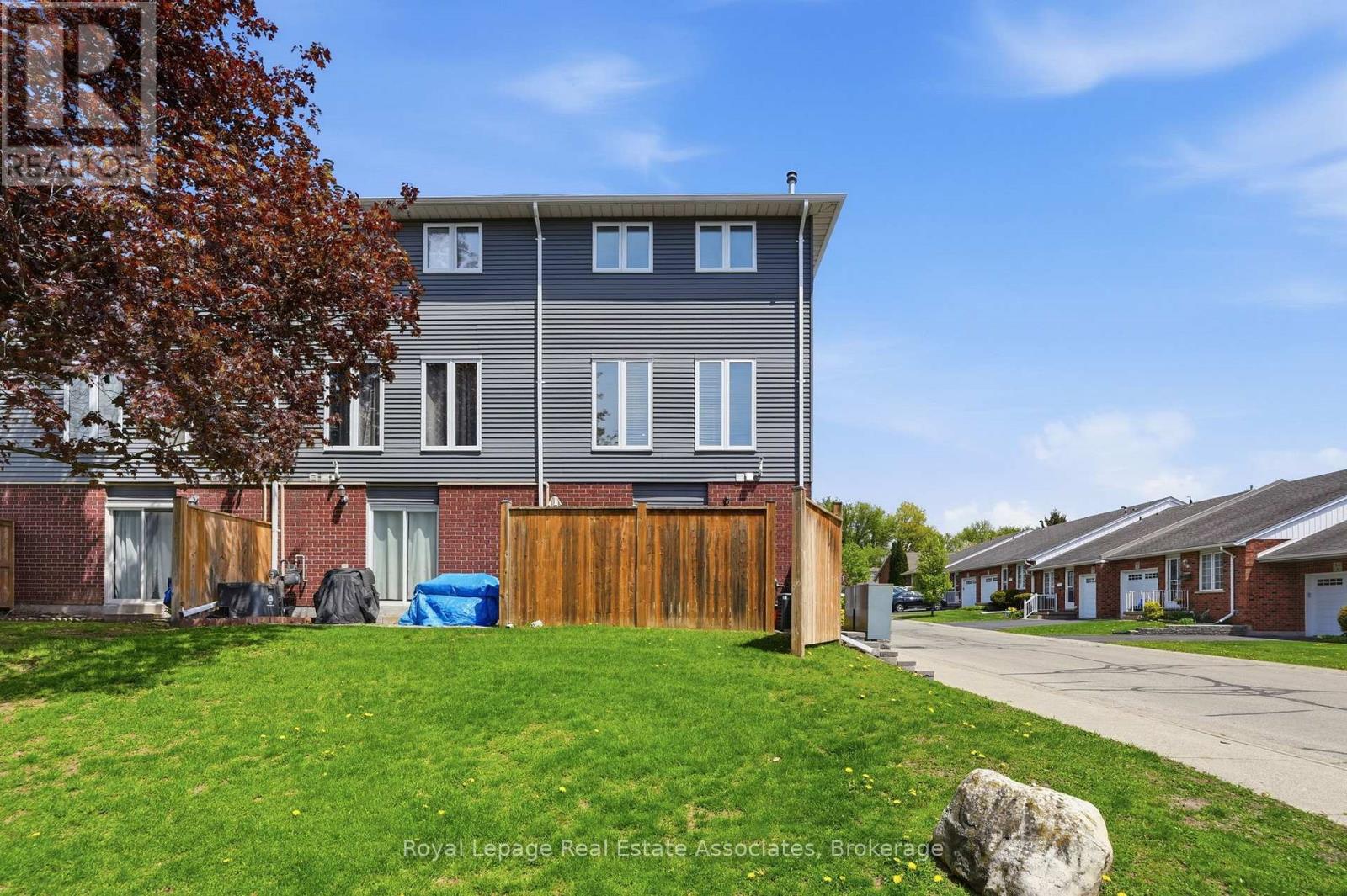 50a Harris Avenue, Brantford, Ontario  N3R 2E9 - Photo 38 - X13230234