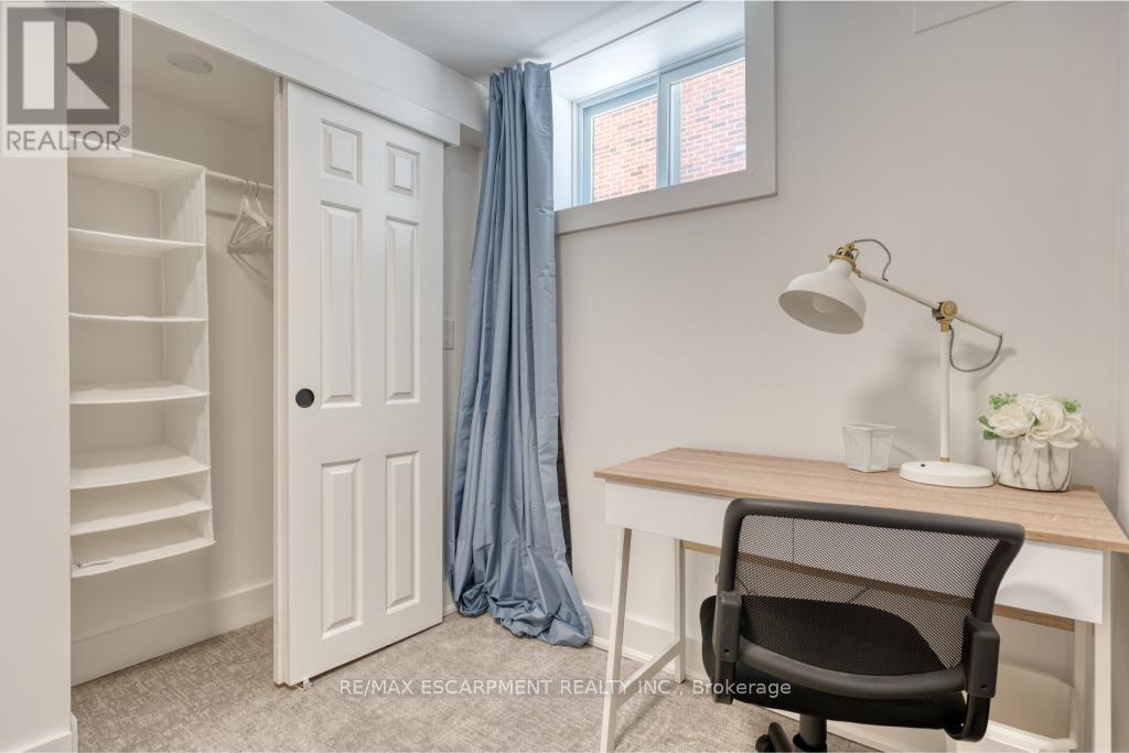 Lower - 239 Cloverdale Avenue E, Hamilton, Ontario  L8K 4M5 - Photo 20 - X13230426