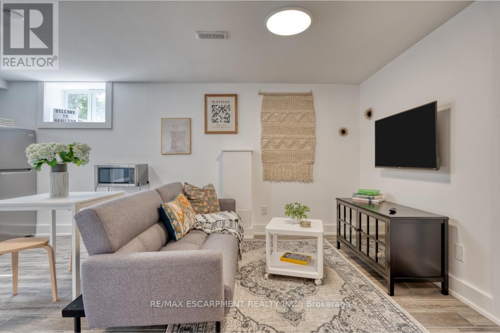 Lower - 239 Cloverdale Avenue E, Hamilton, Ontario  L8K 4M5 - Photo 5 - X13230426