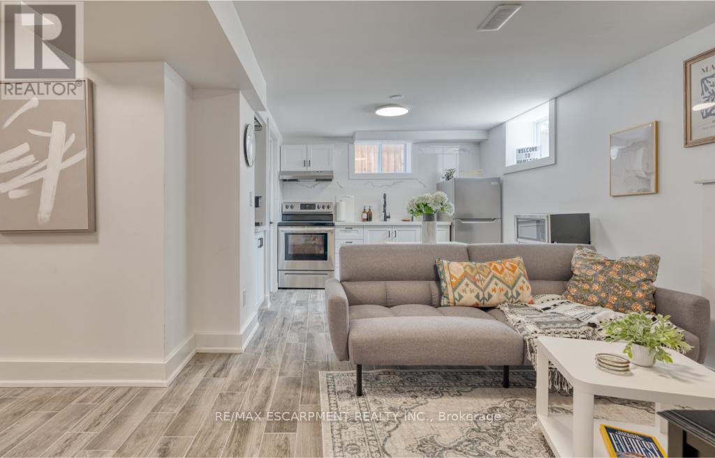 Lower - 239 Cloverdale Avenue E, Hamilton, Ontario  L8K 4M5 - Photo 8 - X13230426