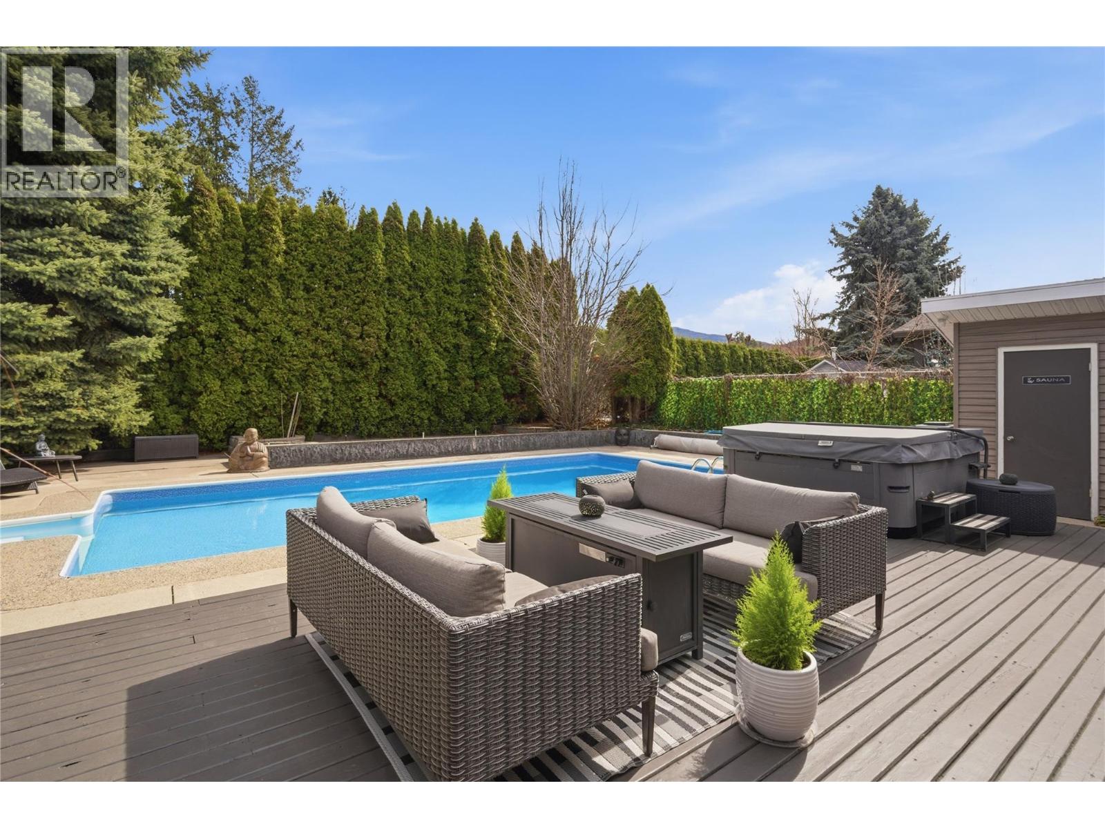 4337 Dunvegan Court, Lower Mission, Kelowna