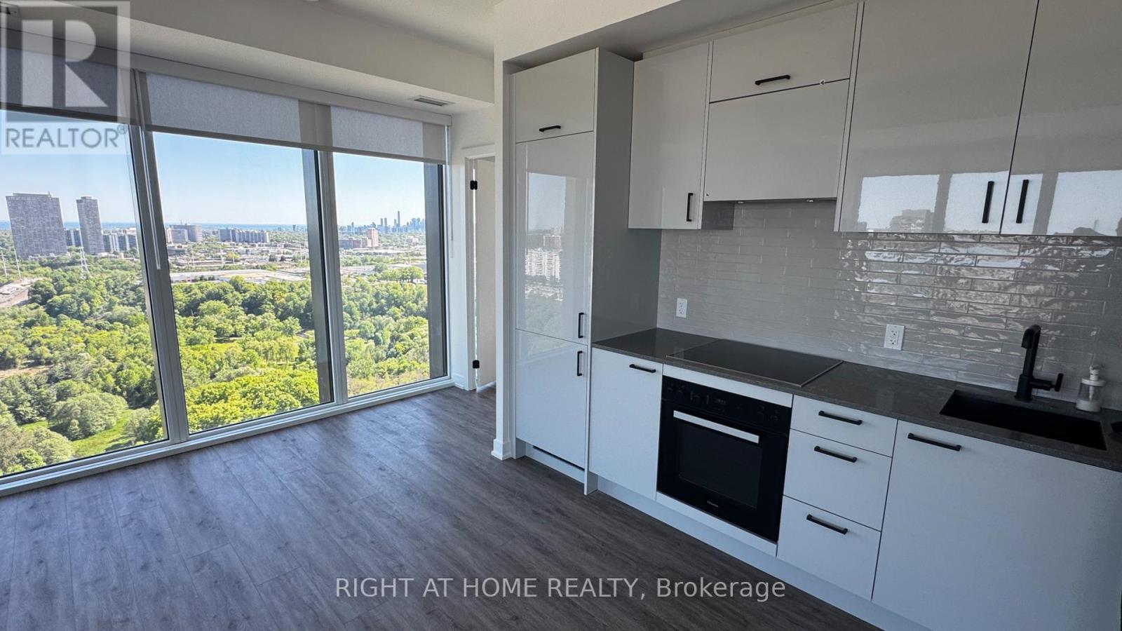2709 - 5 Quarrington Lane, Toronto, Ontario  M3C 0S5 - Photo 10 - C13230582