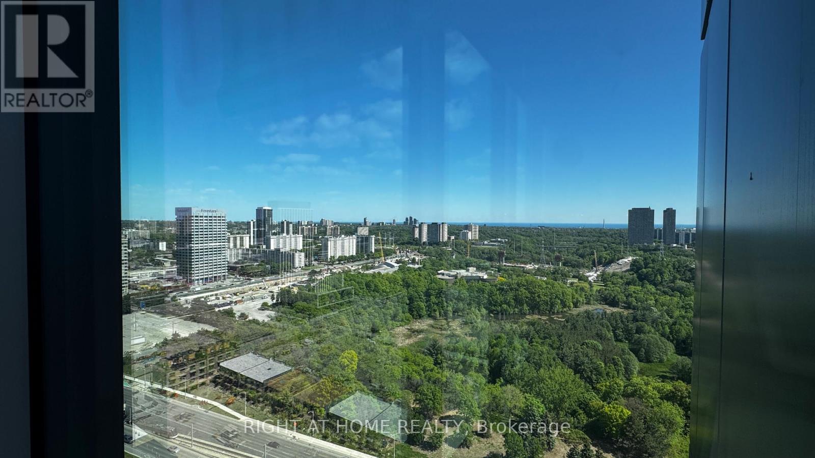 2709 - 5 Quarrington Lane, Toronto, Ontario  M3C 0S5 - Photo 2 - C13230582
