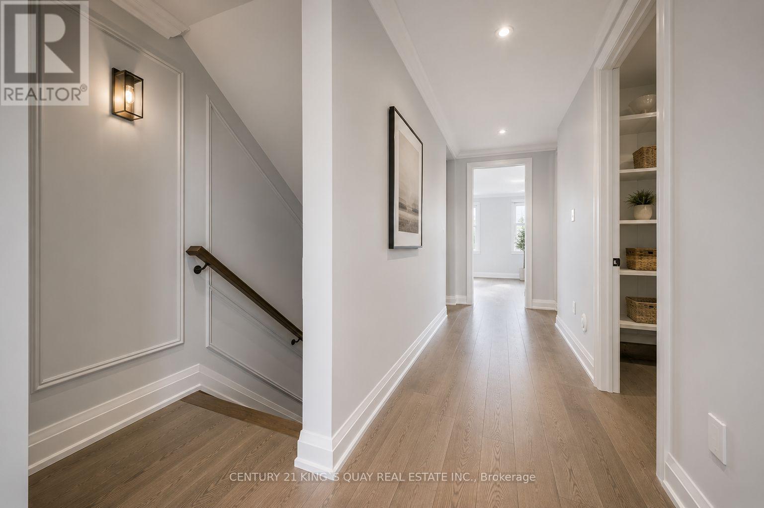 230 Mcrae Drive, Toronto, Ontario  M4G 1T5 - Photo 12 - C13081518