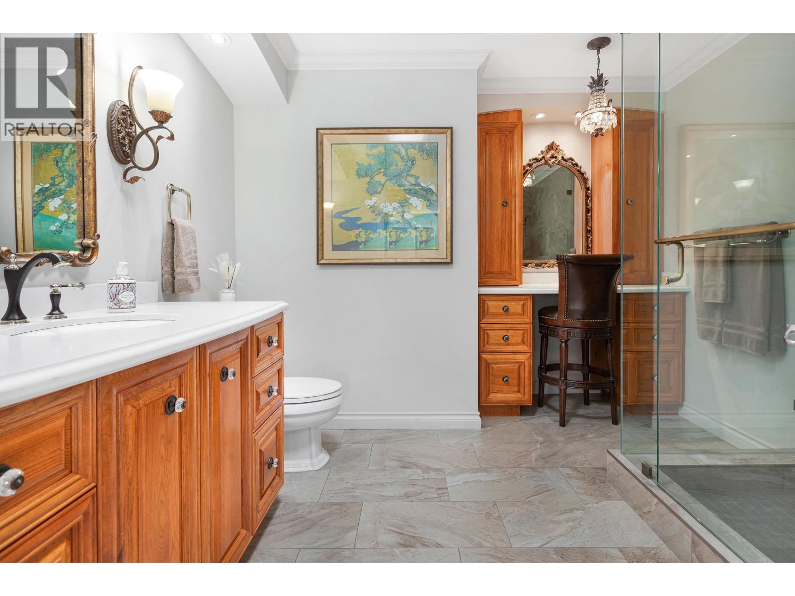 326 E 12th Street, North Vancouver, British Columbia  V7L 2J9 - Photo 12 - R3131154