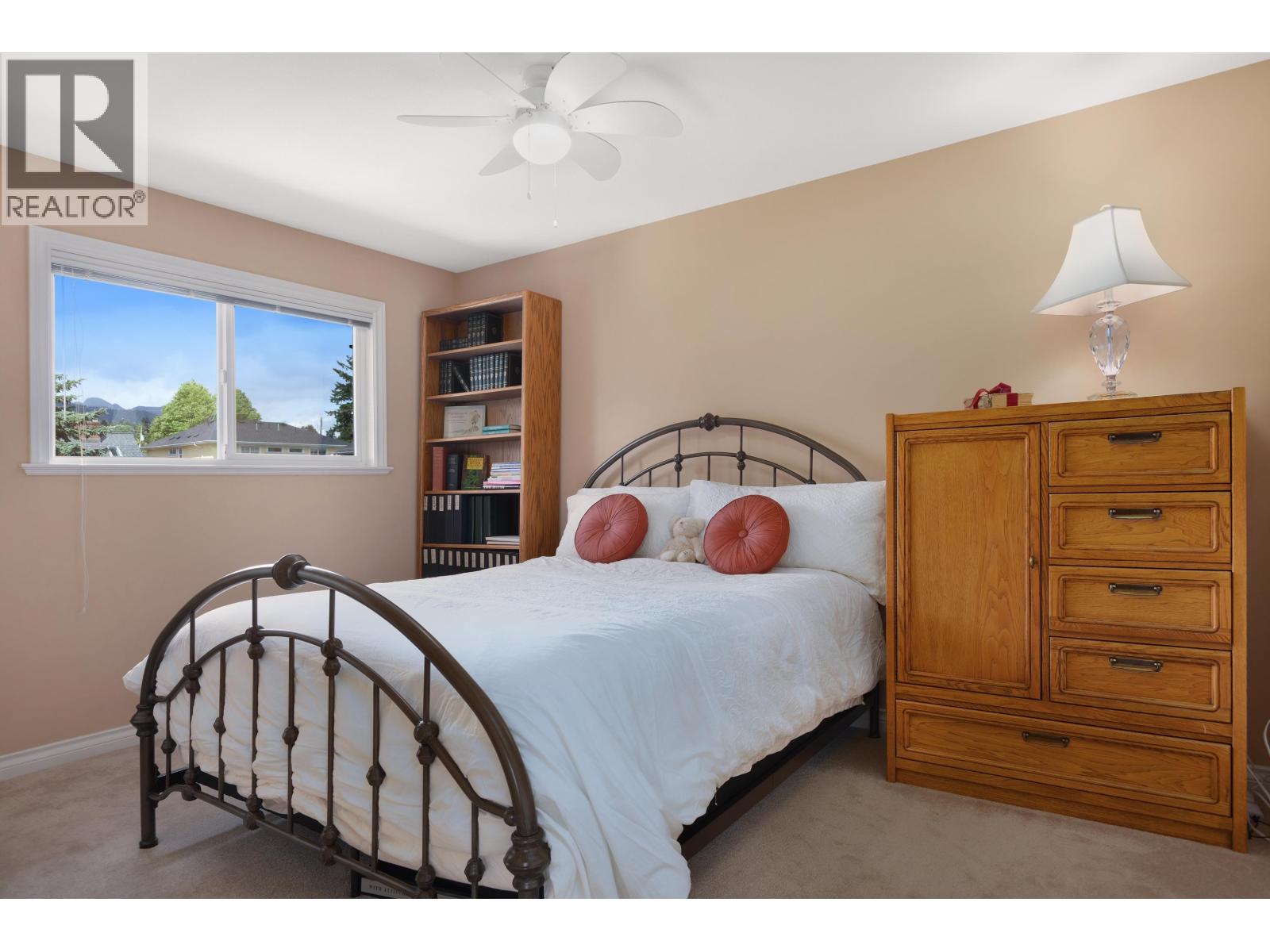 326 E 12th Street, North Vancouver, British Columbia  V7L 2J9 - Photo 14 - R3131154