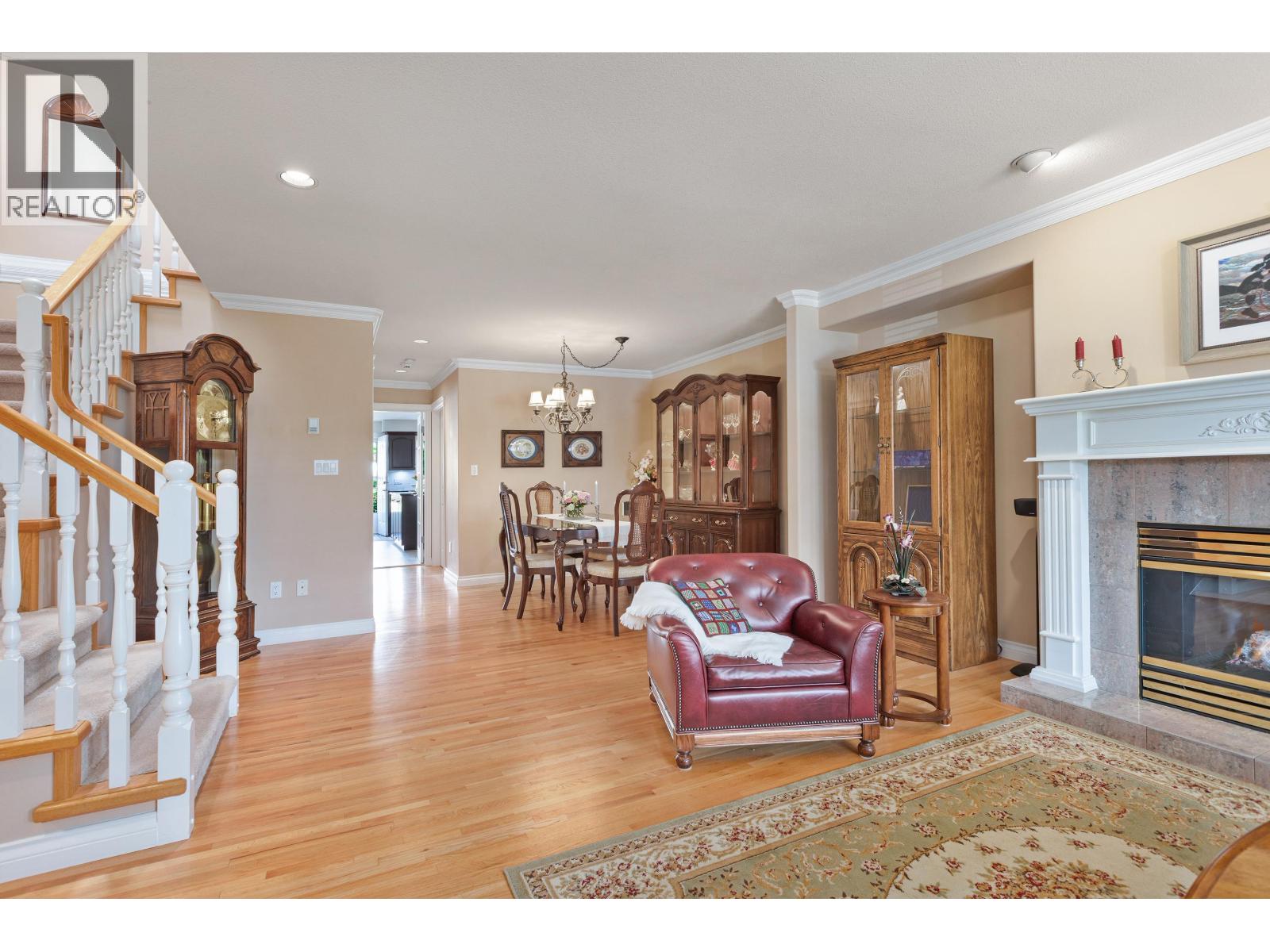 326 E 12th Street, North Vancouver, British Columbia  V7L 2J9 - Photo 4 - R3131154