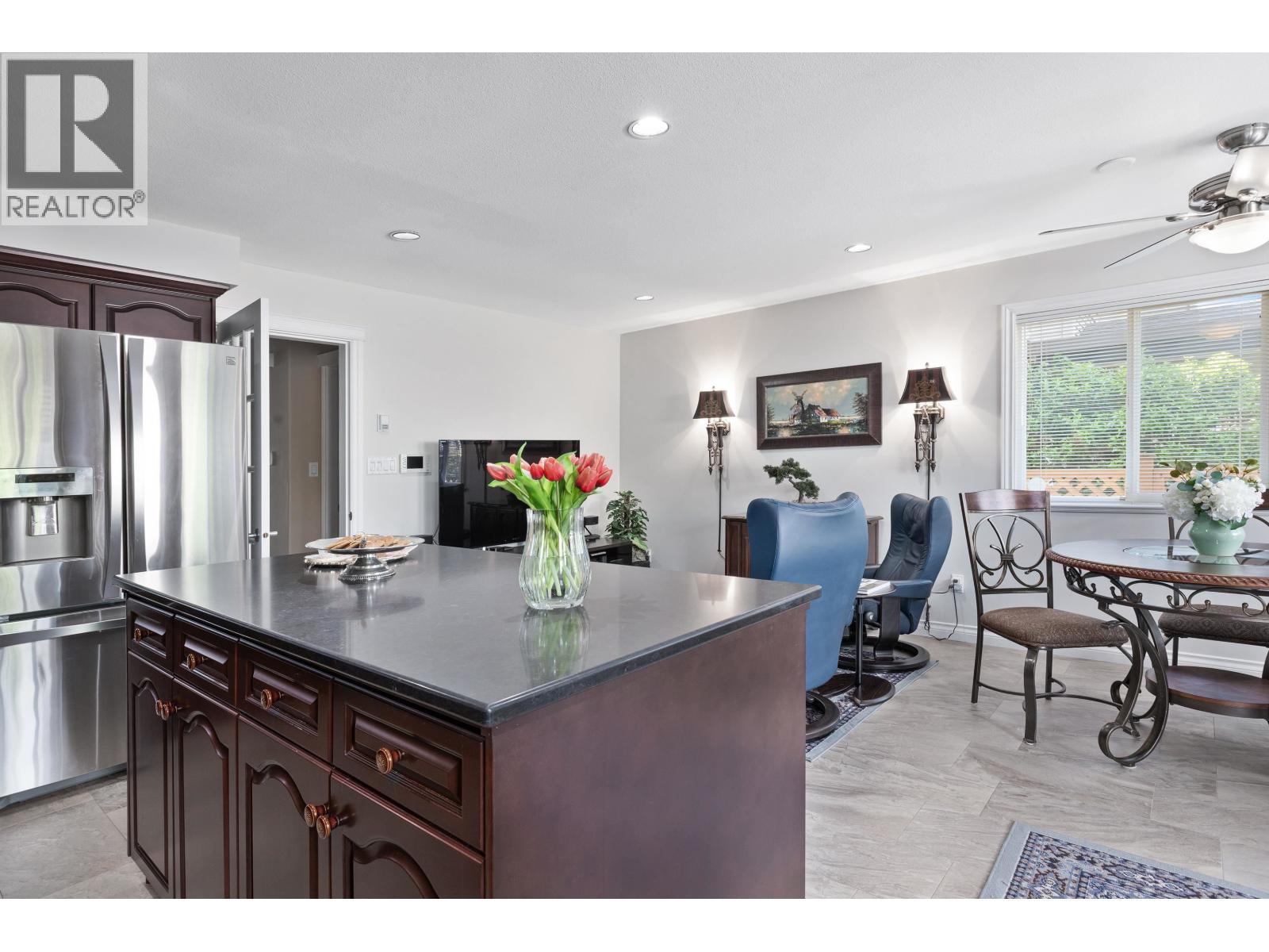 326 E 12th Street, North Vancouver, British Columbia  V7L 2J9 - Photo 9 - R3131154