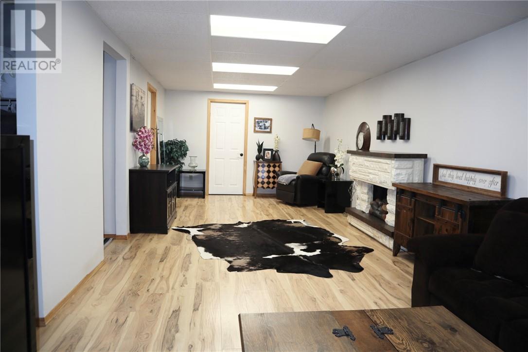 1541 Old Hwy 69 N, Val Caron, Ontario  P3N 1M7 - Photo 15 - 2128048