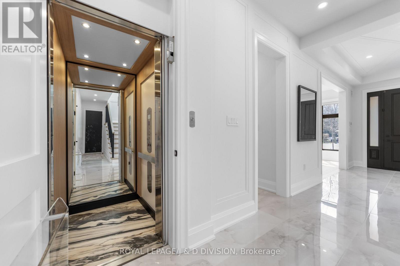 4 Pine Ridge Drive, Toronto, Ontario  M1M 2X3 - Photo 22 - E13230574