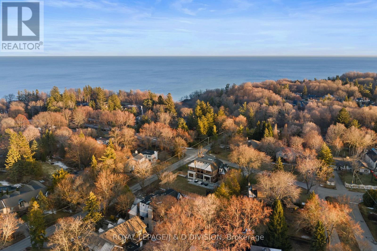 4 Pine Ridge Drive, Toronto, Ontario  M1M 2X3 - Photo 49 - E13230574