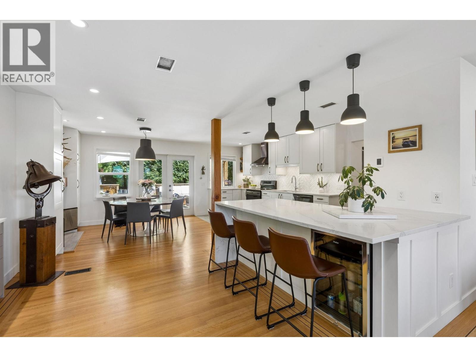 1214 Eastview Road, North Vancouver, British Columbia  V7J 1L6 - Photo 6 - R3131158